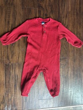 Old Navy Red Ribbed Henley One-Piece for 12-18 month. Soft Long-Sleeve Romper